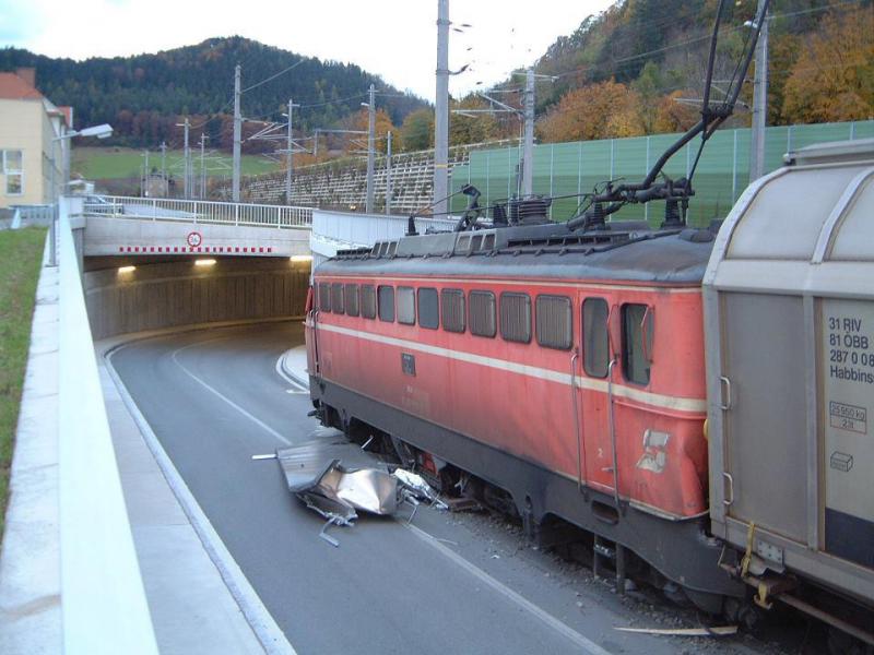 ET2.jpg