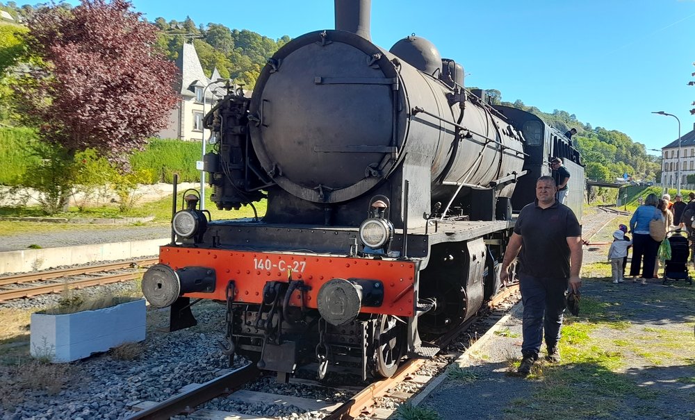 Locomotive vapeur 140-C-27.jpg
